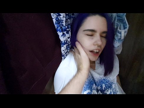 ❤️ माझ्या बहिणीला कोठडीत सापडले आणि तिला मदत केली ☑  अश्लील mr.nudexxx.ru ️❤